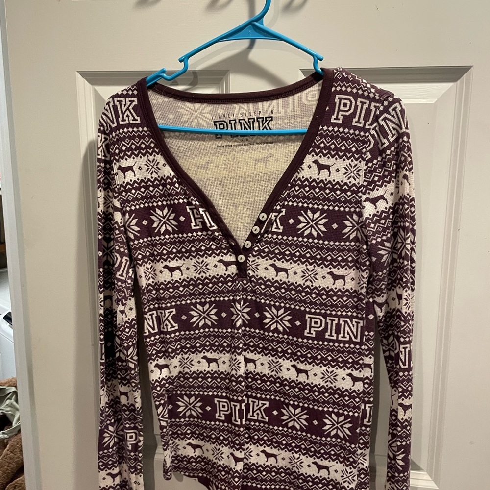 PINK woman’s long sleeve
